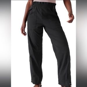Athleta Trekkie Parachute Pants 8P